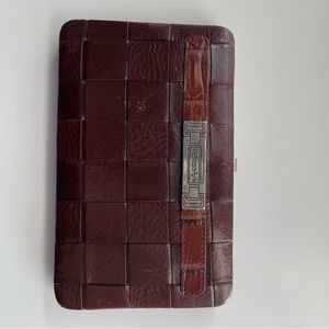 Super unique red/burgundy wallet I’m excellent condition!